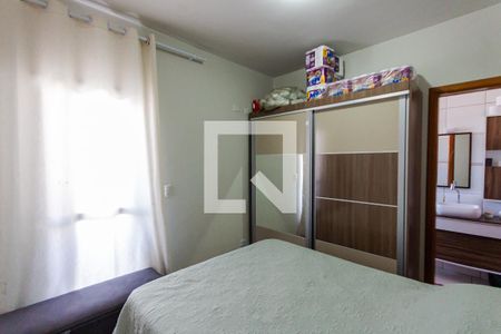 Suíte 2 de apartamento para alugar com 2 quartos, 56m² em Jardim Santo Alberto, Santo André