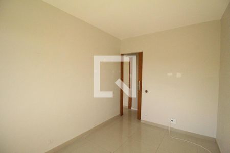 Quarto 1 de apartamento à venda com 2 quartos, 80m² em Taquara, Rio de Janeiro