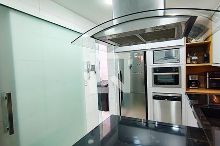cozinha de casa de condomínio para alugar com 4 quartos, 137m² em Taquara, Rio de Janeiro