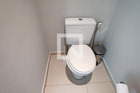 lavabo de casa de condomínio para alugar com 4 quartos, 137m² em Taquara, Rio de Janeiro