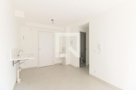 Sala de apartamento para alugar com 2 quartos, 35m² em Guaiauna, São Paulo