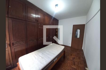 Quarto de apartamento para alugar com 2 quartos, 74m² em Itararé, São Vicente