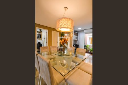 Sala de Jantar de casa à venda com 2 quartos, 131m² em Vila Scarpelli, Santo André