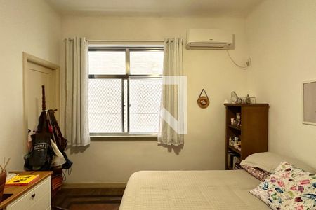 Quarto 1 de apartamento à venda com 3 quartos, 132m² em Copacabana, Rio de Janeiro