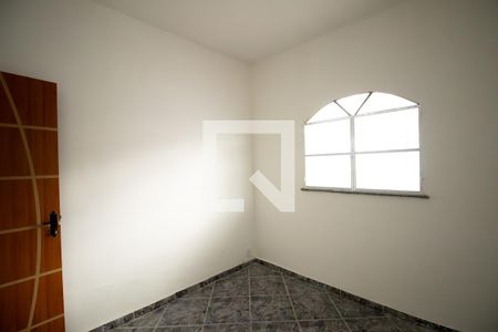 Quarto 1 de casa para alugar com 2 quartos, 69m² em Porto Novo, São Gonçalo