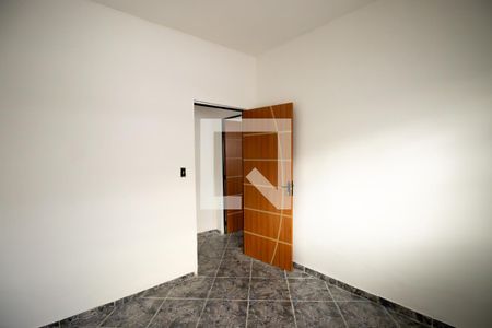 Quarto 1 de casa para alugar com 2 quartos, 69m² em Porto Novo, São Gonçalo