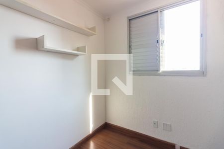 Quarto 2 de apartamento para alugar com 2 quartos, 57m² em Jardim Roberto, Osasco
