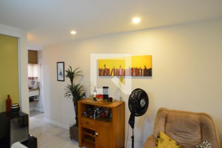 Sala de apartamento para alugar com 3 quartos, 130m² em Barra da Tijuca, Rio de Janeiro