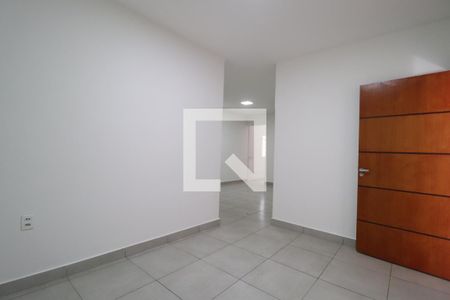 Sala de casa para alugar com 4 quartos, 91m² em Planalto, Uberlândia