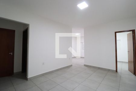 Sala 2 de casa para alugar com 4 quartos, 91m² em Planalto, Uberlândia