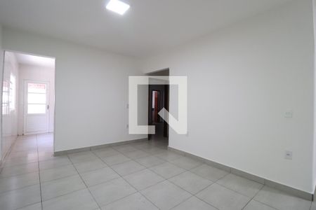 Sala 2 de casa para alugar com 4 quartos, 91m² em Planalto, Uberlândia