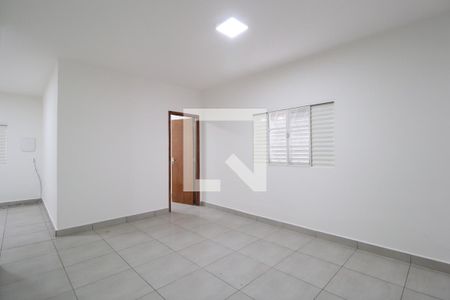 Sala 2 de casa para alugar com 4 quartos, 91m² em Planalto, Uberlândia