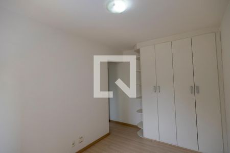 Quarto de apartamento para alugar com 2 quartos, 63m² em Vila Iracema, Barueri