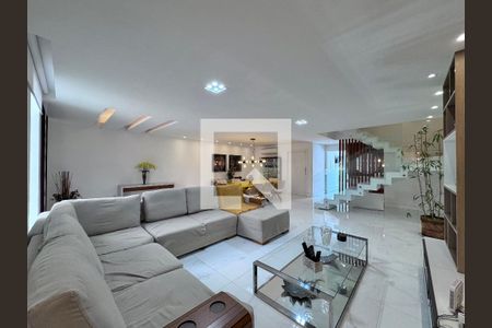 Sala de casa de condomínio à venda com 5 quartos, 407m² em Vargem Grande, Rio de Janeiro