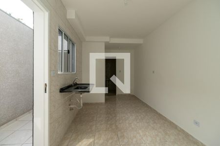 Sala/Cozinha de apartamento para alugar com 2 quartos, 42m² em Vila Bela, São Paulo
