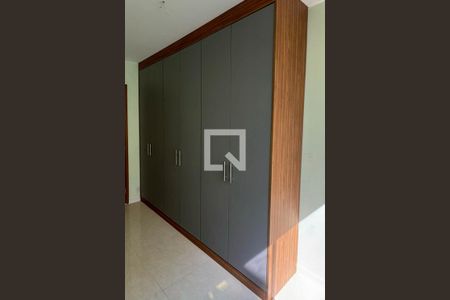 Quarto de apartamento à venda com 2 quartos, 80m² em Freguesia (jacarepaguá), Rio de Janeiro