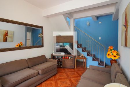 Sala de casa à venda com 3 quartos, 154m² em Jardim Itu, Porto Alegre