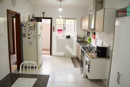 Cozinha de casa para alugar com 3 quartos, 260m² em Penha de França, São Paulo