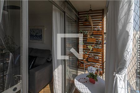 Sacada de apartamento à venda com 2 quartos, 58m² em Parque Bristol, São Paulo