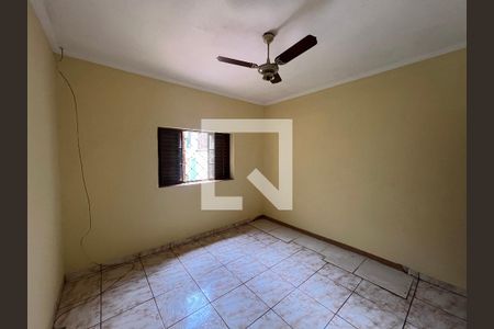 Dormitório de casa para alugar com 1 quarto, 88m² em Vila Tiberio, Ribeirão Preto