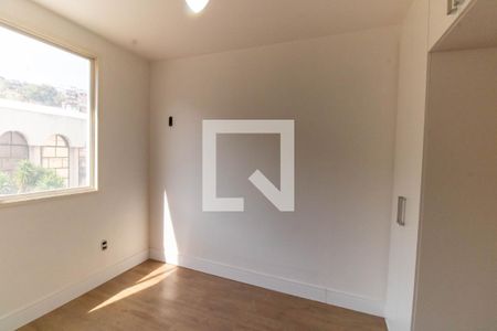 Quarto de apartamento à venda com 2 quartos, 90m² em Icaraí, Niterói