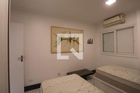 Quarto de apartamento para alugar com 3 quartos, 90m² em Centro, Guarujá