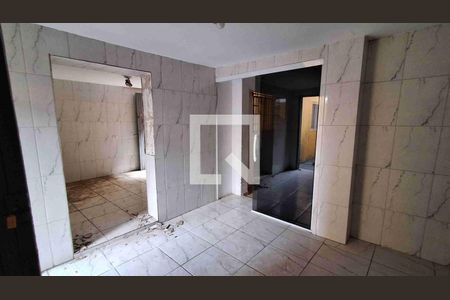 Casa à venda com 4 quartos, 200m² em Lauzane Paulista, São Paulo