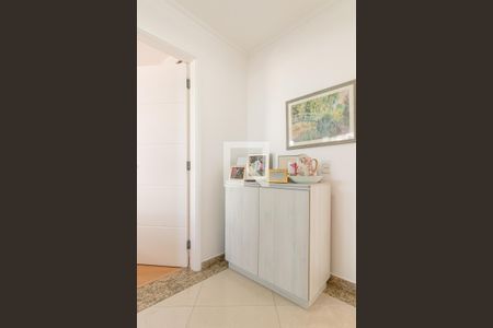 Hall dos quartos de apartamento à venda com 2 quartos, 115m² em Moema, São Paulo
