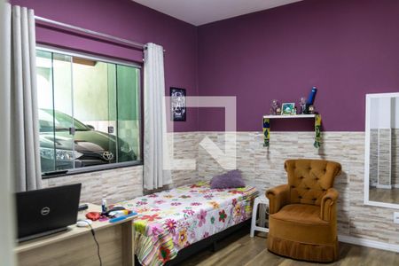 Quarto de casa à venda com 3 quartos, 450m² em Milionários, Belo Horizonte