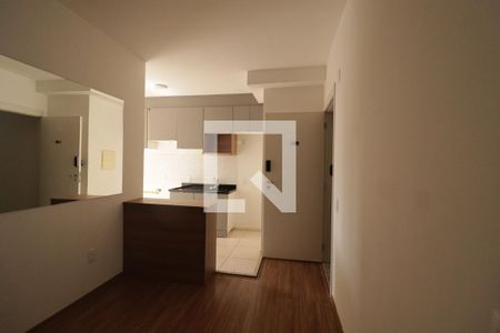 Sala de apartamento para alugar com 2 quartos, 64m² em Parque Uniao, Jundiaí