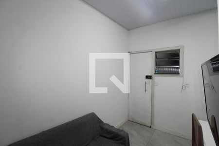 Sala/Cozinha de kitnet/studio para alugar com 1 quarto, 27m² em Carandiru, São Paulo