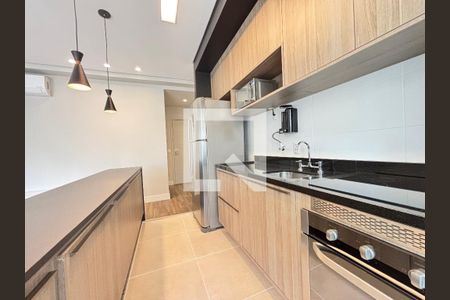 Sala/Cozinha de apartamento para alugar com 1 quarto, 56m² em Vila Olímpia, São Paulo