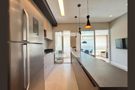 Sala/Cozinha de apartamento para alugar com 1 quarto, 56m² em Vila Olímpia, São Paulo