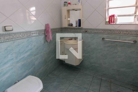 Banheiro de casa à venda com 2 quartos, 126m² em Vila Celeste, São Paulo