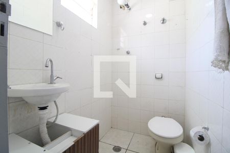 Banheiro da suíte 1 de casa para alugar com 2 quartos, 300m² em Planalto Paulista, São Paulo