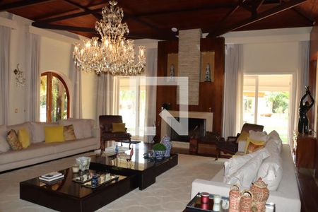 Casa de Condomínio para alugar com 6 quartos, 1200m² em Jardim Mediterraneo, Cotia