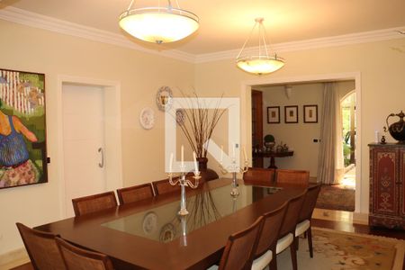 Casa de Condomínio para alugar com 6 quartos, 1200m² em Jardim Mediterraneo, Cotia