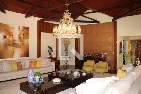 Casa de Condomínio para alugar com 6 quartos, 1200m² em Jardim Mediterraneo, Cotia