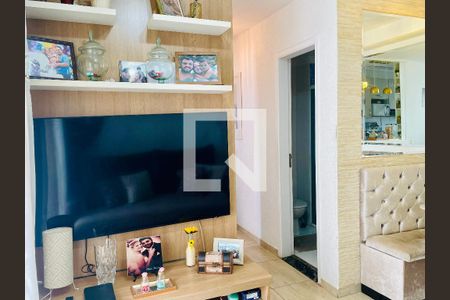 Sala de apartamento à venda com 3 quartos, 60m² em Cocaia, Guarulhos