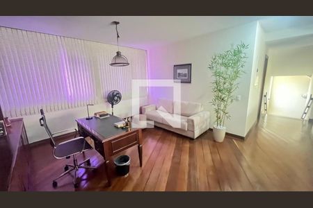 Casa à venda com 7 quartos, 1868m² em Barra da Tijuca, Rio de Janeiro