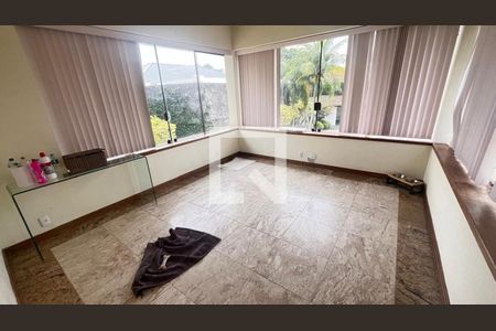 Casa à venda com 7 quartos, 1868m² em Barra da Tijuca, Rio de Janeiro