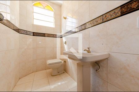 Lavabo de casa para alugar com 3 quartos, 200m² em Nova Cintra, Belo Horizonte