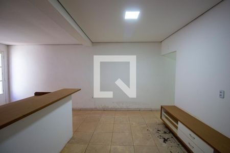 Casa de Condomínio para alugar com 2 quartos, 180m² em Conjunto C, Brasília