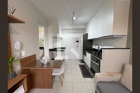 Sala de apartamento para alugar com 2 quartos, 35m² em Jardim Celeste, São Paulo