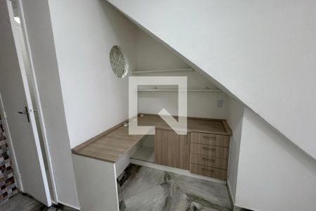 Sala de casa para alugar com 2 quartos, 80m² em Vila Sarapui, Duque de Caxias