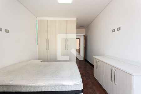 Suíte 1 de casa para alugar com 3 quartos, 460m² em Vila Carrão, São Paulo