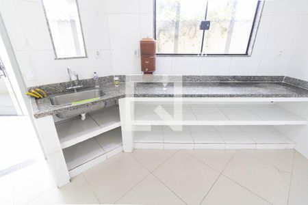 Sala/Cozinha de casa para alugar com 2 quartos, 320m² em Guaratiba, Rio de Janeiro