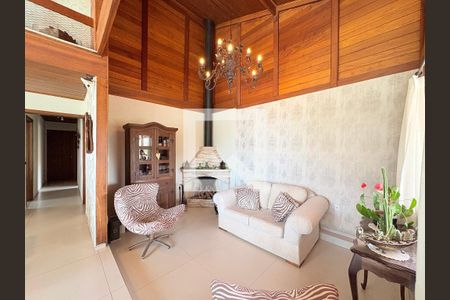 Sala de casa de condomínio para alugar com 3 quartos, 400m² em Jardim Caxambu, Jundiaí