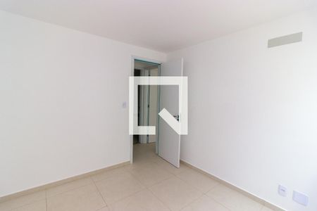 Quarto de apartamento para alugar com 3 quartos, 120m² em Vila Valqueire, Rio de Janeiro