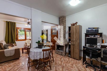 Sala de casa à venda com 3 quartos, 166m² em Tristeza, Porto Alegre